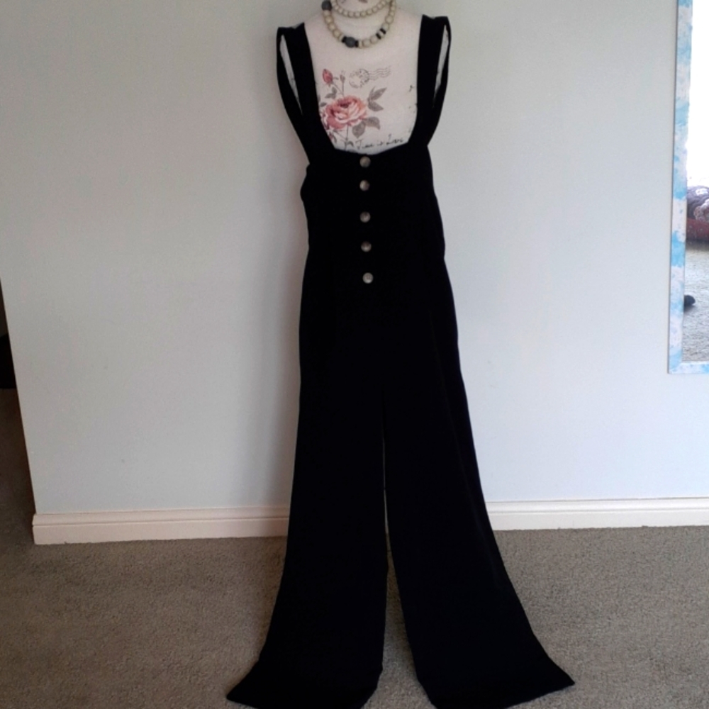 ! Forever 21 Black High Waist Suspender Pants